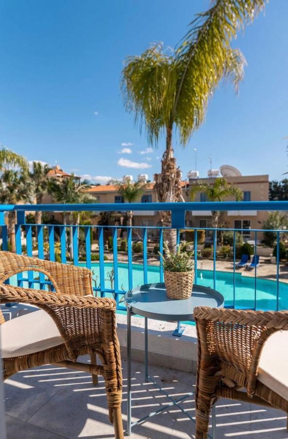 Holiday Cosy Home Paphos Exterior photo